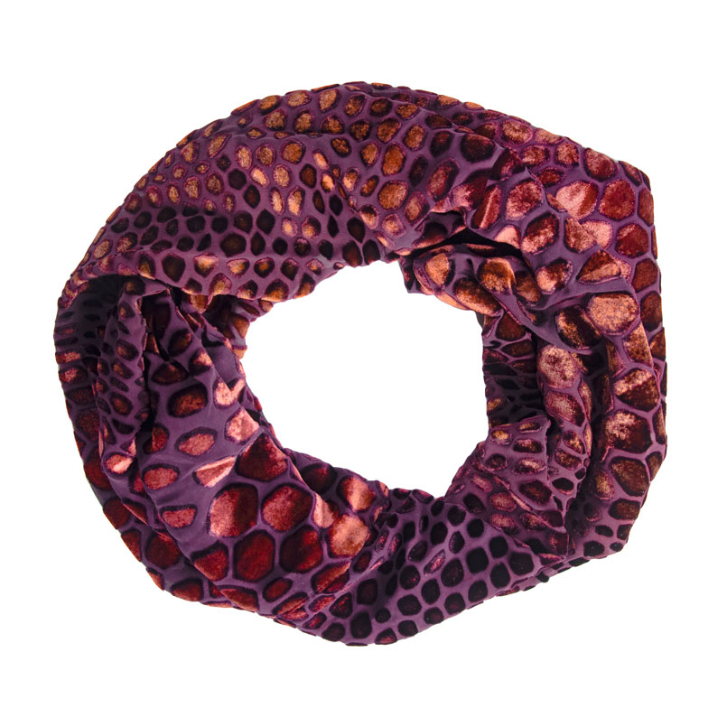 Scarves | Product categories | Kevin O'Brien Studio